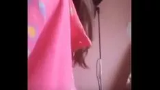 চালান কৈশোর ushers গাধা এবং ক্যাম উপর বিড়াল-বিড়াল