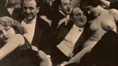 Reproducir En años pasados ​​un golpe de efecto de brotar