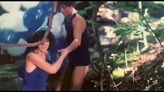 Reproducir Alice in questionescribió una fantasía de comedia musical valorada (1976)
