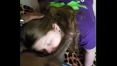 Reproduzir Gordita bark golosa le chupa la verga a su novio negro!!
