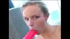 تشغيل ريناتا دانينسكي عند البركة
