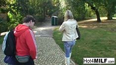 Redare Milf are o triadă fierbinte