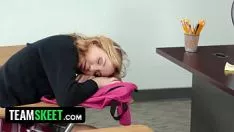Reproducir H. missy zoe dorothy rothschild parker cnix con hierba sexo con instructor en el aula
