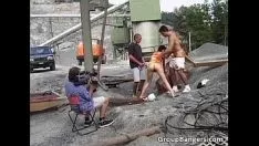 Play Hot brunet slattern gets severely fucked