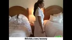 Reproducir Falda no profesional se somete a dinero por una cogida 28