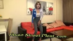 Afspelen Gereserveerde Aziatische slavernij spanker met spermacel verwarde lendenen
