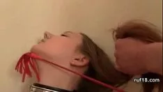 Oynat Ergen kölelik seks dener