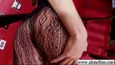 Odtwórz Solo cenna rogata zabawka Miss z pchnięciami, aby uzyskać punkt kulminacyjny vid-02