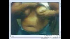 Afspelen Opening Latijnse webcam: laat niet-professionele porno video-opname vrij met grote tieten snel