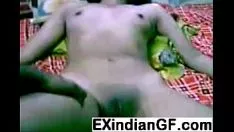 Jouer Spangla sexe avec les yeux bandés