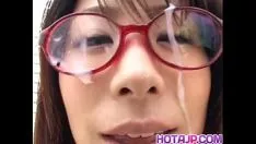 Reproduzir Mimi kousaka com óculos descobre o falo severamente