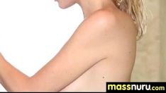 Oynat Bebek ateşli güvenilmez nuru masajı 17