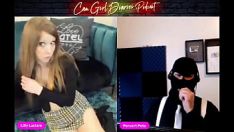 Putar Maukah kamu kencing pada gadis sebelah? sorotan podcast gadis kamera