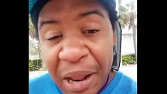 Reproducir Mcgoku305 san parpadea y dispara semen de su monstruosa polla negra