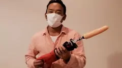 播放 日本大屁股上的性爱机器玩具，值得喷的肛门动作