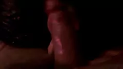 Afspelen Masturbatie met grote lul: actie van amateur en hete meid