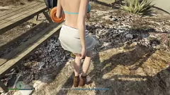 Riproduci GTA Online: ballerine con le tette rimbalzanti sulla collina
