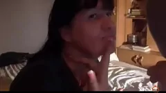 Redare Klaudia Amber Milf e decide cocoșul pentru numerar