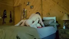 Afspelen Neuk mijn strakke kutje: cum-gevulde creampie-actie met sexy brunette