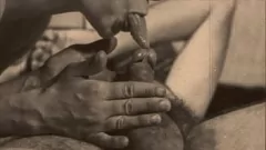 Putar Hairy Milf Mom membawa kembali nostalgia dengan pertemuan tabu vintage