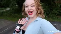 Abspielen Sarah führt uns ein, wie sie-bops