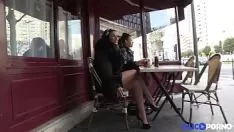 再生 サラは彼女の女の子のエヴァに洞察を繰り返すことを知っています[ワックスビデオ録画]